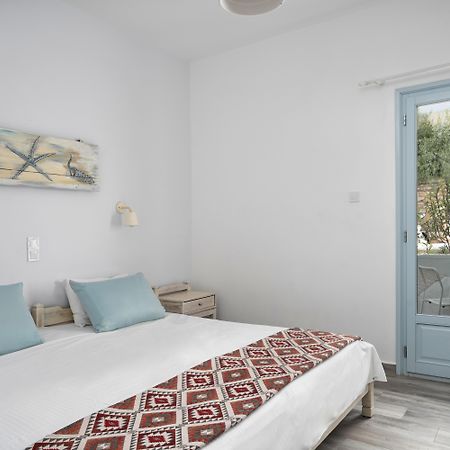 Hotel Iris Náusza Kültér fotó