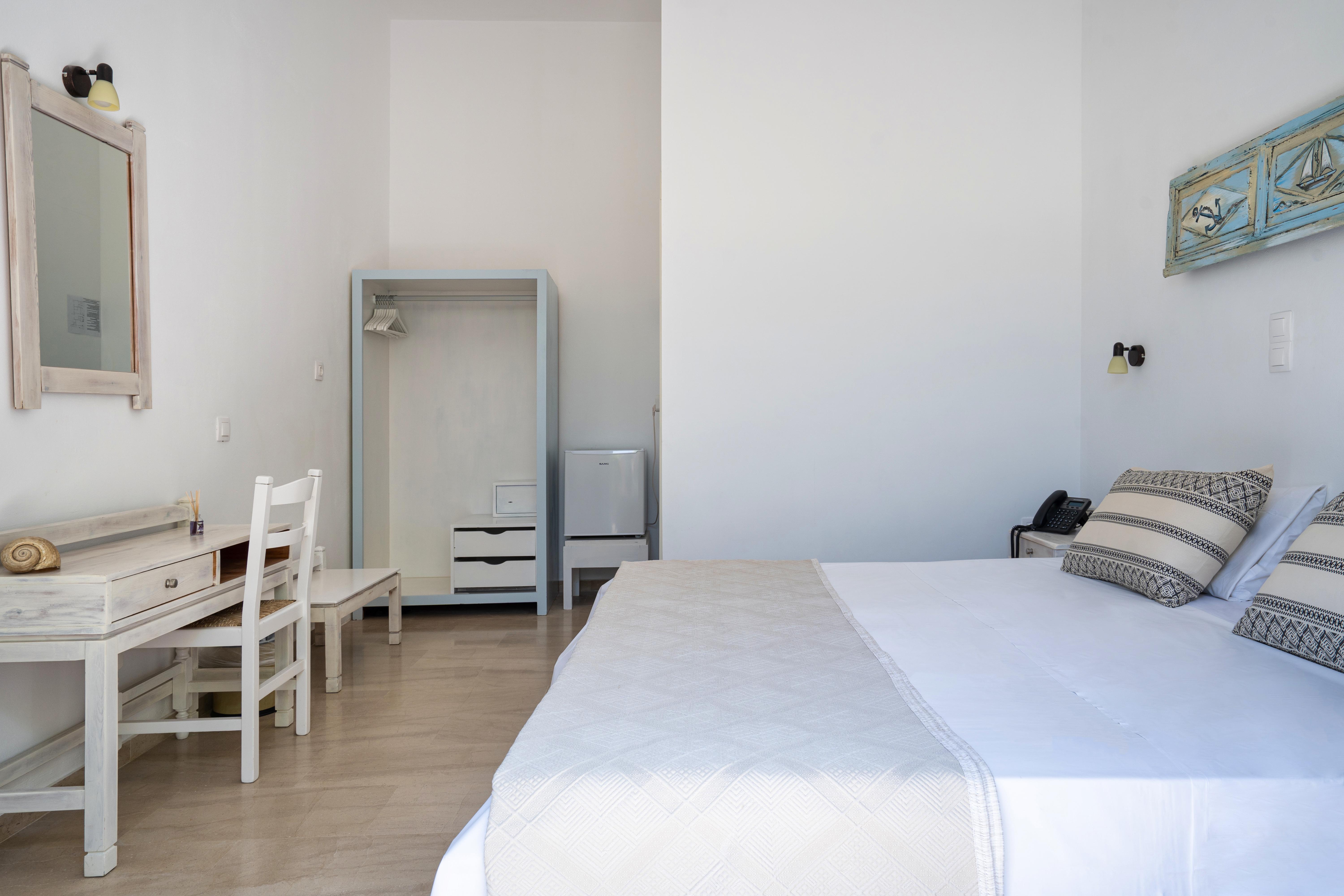Hotel Iris Náusza Kültér fotó