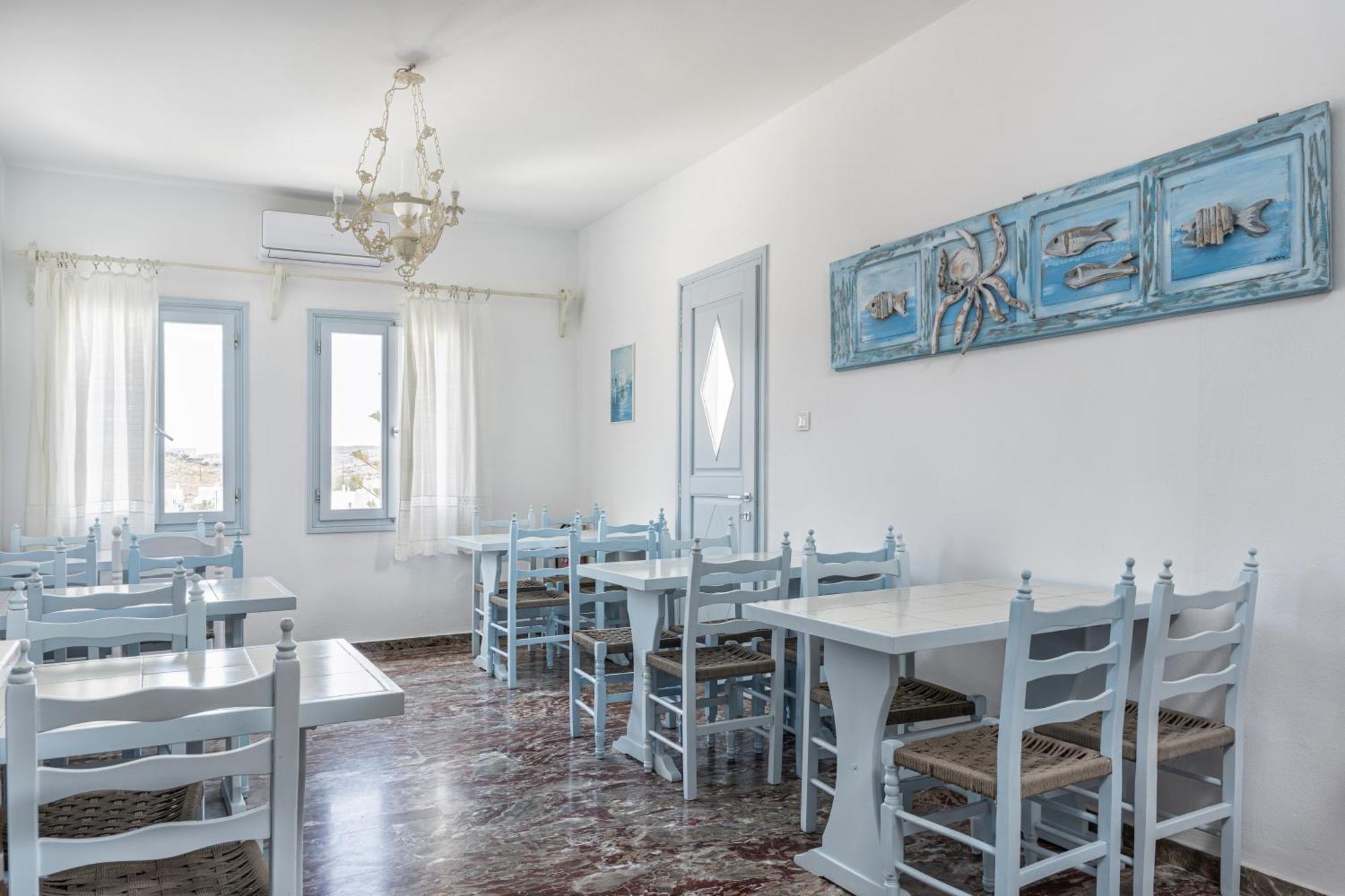 Hotel Iris Náusza Kültér fotó